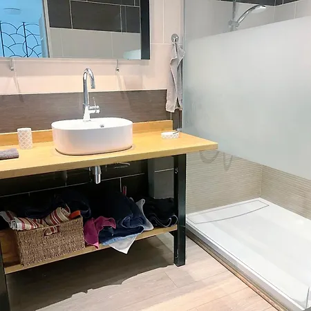 Meuble Premium Maryline T2 65 M2 *